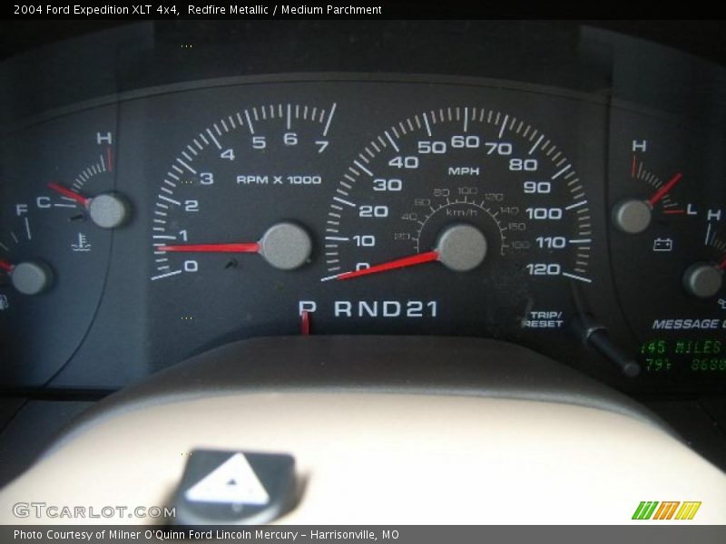 Redfire Metallic / Medium Parchment 2004 Ford Expedition XLT 4x4