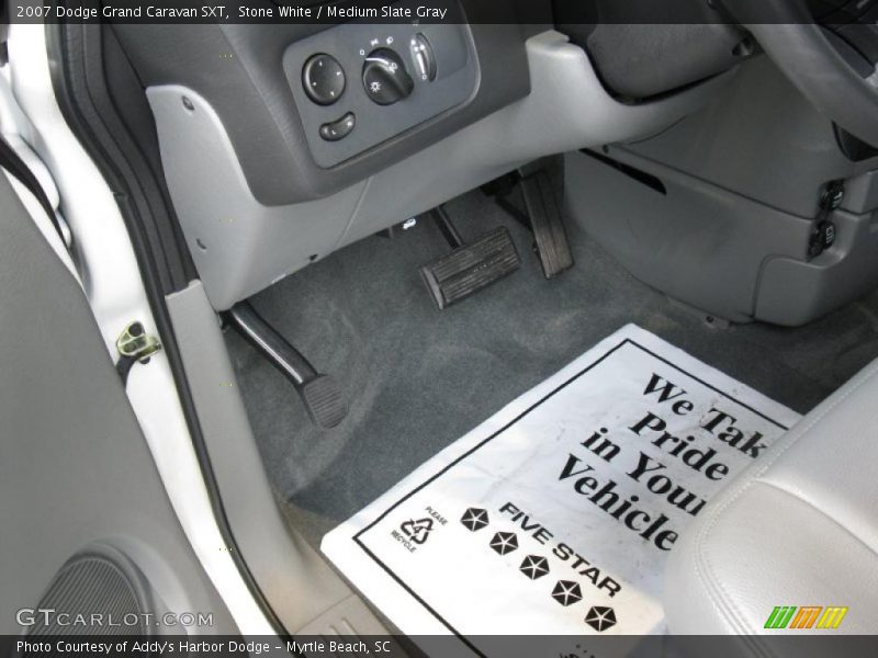 Stone White / Medium Slate Gray 2007 Dodge Grand Caravan SXT