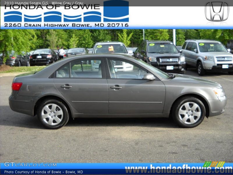 Willow Gray / Gray 2010 Hyundai Sonata GLS