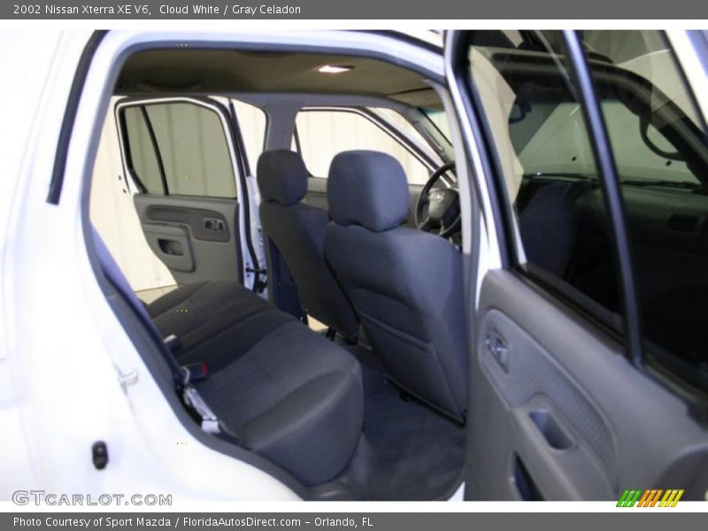 Cloud White / Gray Celadon 2002 Nissan Xterra XE V6