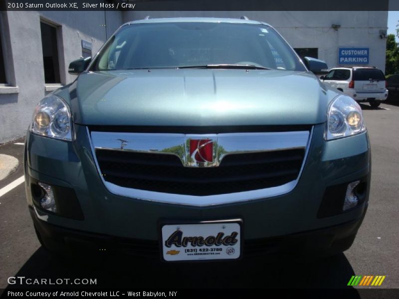 Silver Moss / Gray 2010 Saturn Outlook XE