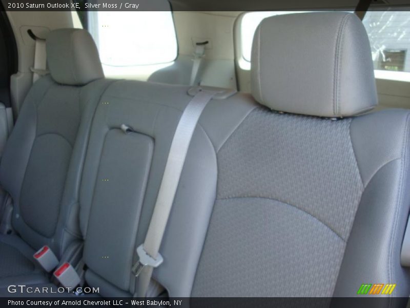 Silver Moss / Gray 2010 Saturn Outlook XE
