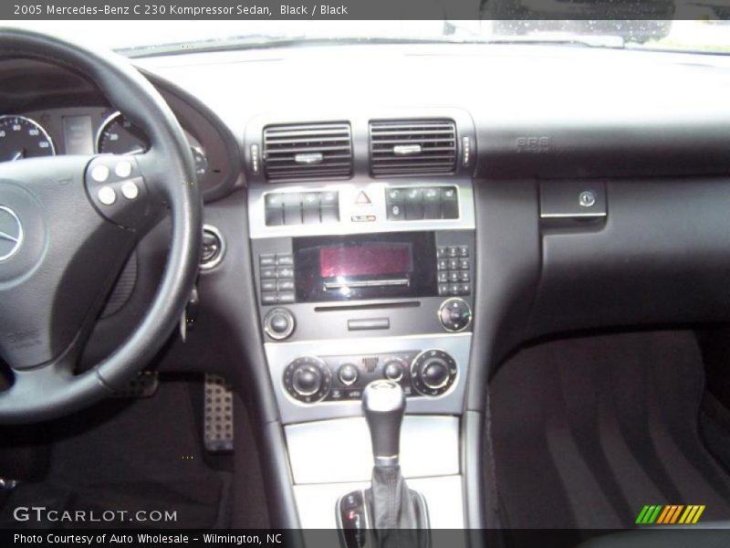 Black / Black 2005 Mercedes-Benz C 230 Kompressor Sedan