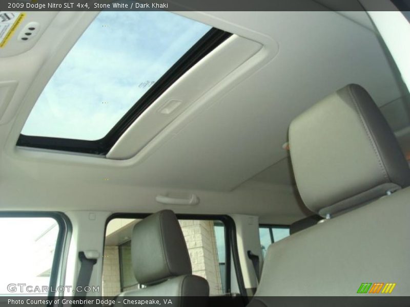 Stone White / Dark Khaki 2009 Dodge Nitro SLT 4x4