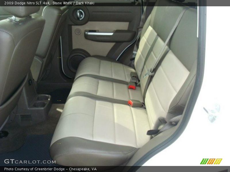 Stone White / Dark Khaki 2009 Dodge Nitro SLT 4x4