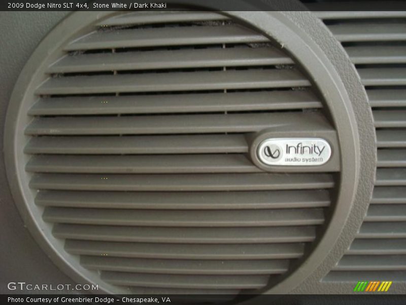 Stone White / Dark Khaki 2009 Dodge Nitro SLT 4x4