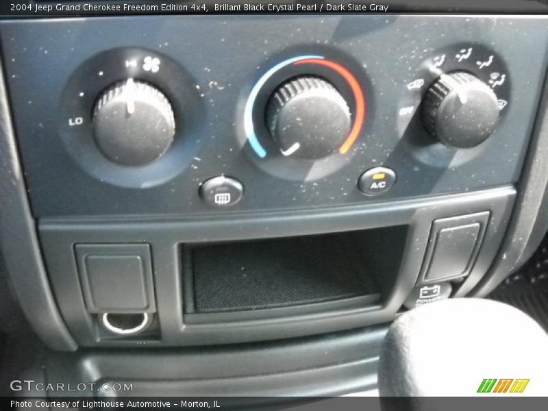 Controls of 2004 Grand Cherokee Freedom Edition 4x4