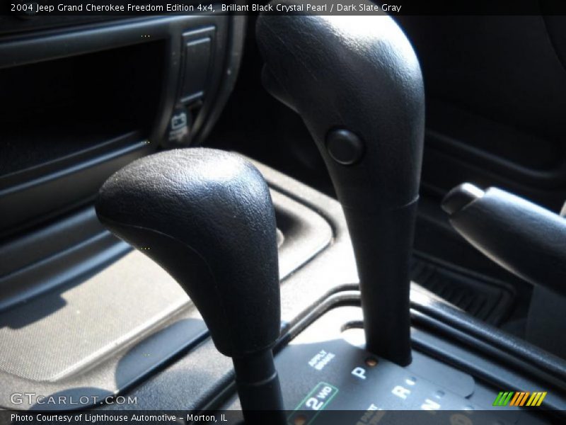 Brillant Black Crystal Pearl / Dark Slate Gray 2004 Jeep Grand Cherokee Freedom Edition 4x4