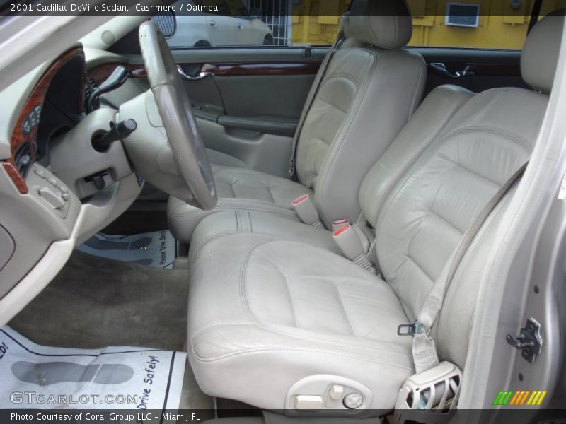 Cashmere / Oatmeal 2001 Cadillac DeVille Sedan