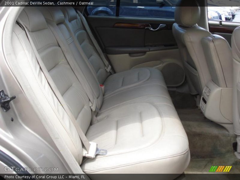 Cashmere / Oatmeal 2001 Cadillac DeVille Sedan