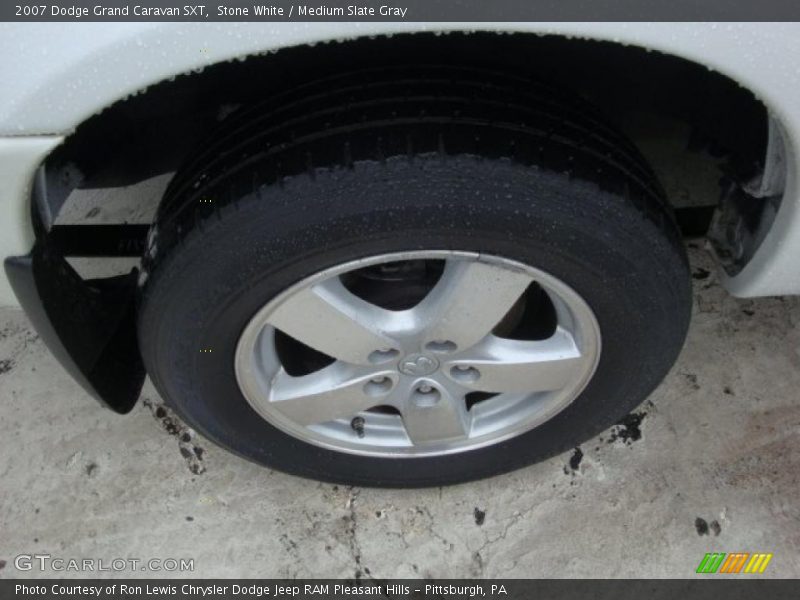 Stone White / Medium Slate Gray 2007 Dodge Grand Caravan SXT