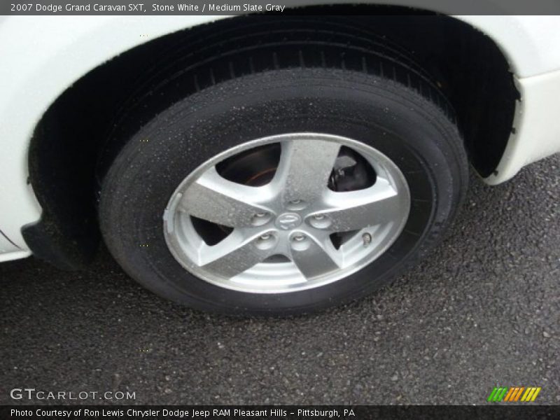 Stone White / Medium Slate Gray 2007 Dodge Grand Caravan SXT