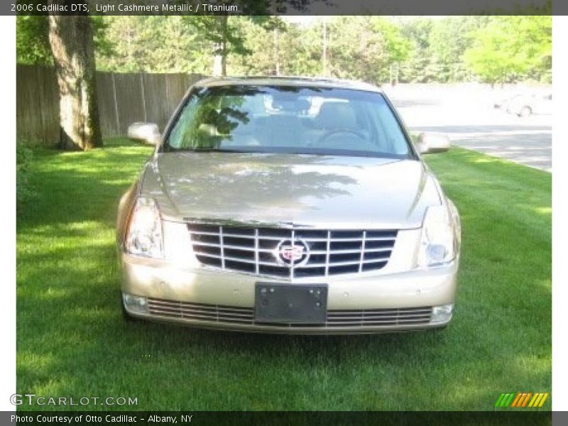 Light Cashmere Metallic / Titanium 2006 Cadillac DTS