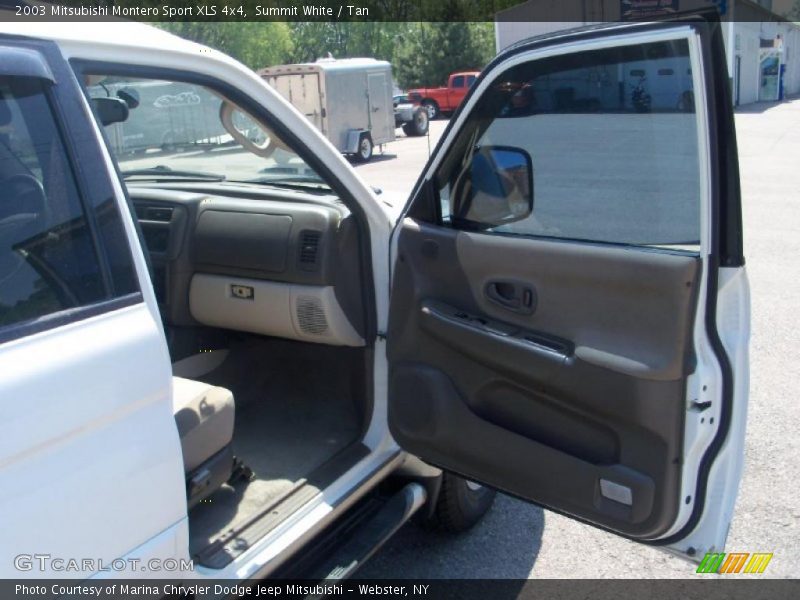 Summit White / Tan 2003 Mitsubishi Montero Sport XLS 4x4
