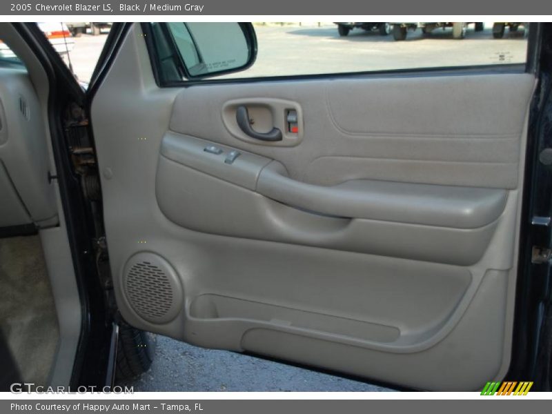 Black / Medium Gray 2005 Chevrolet Blazer LS