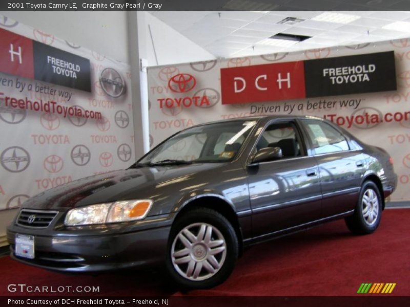 Graphite Gray Pearl / Gray 2001 Toyota Camry LE