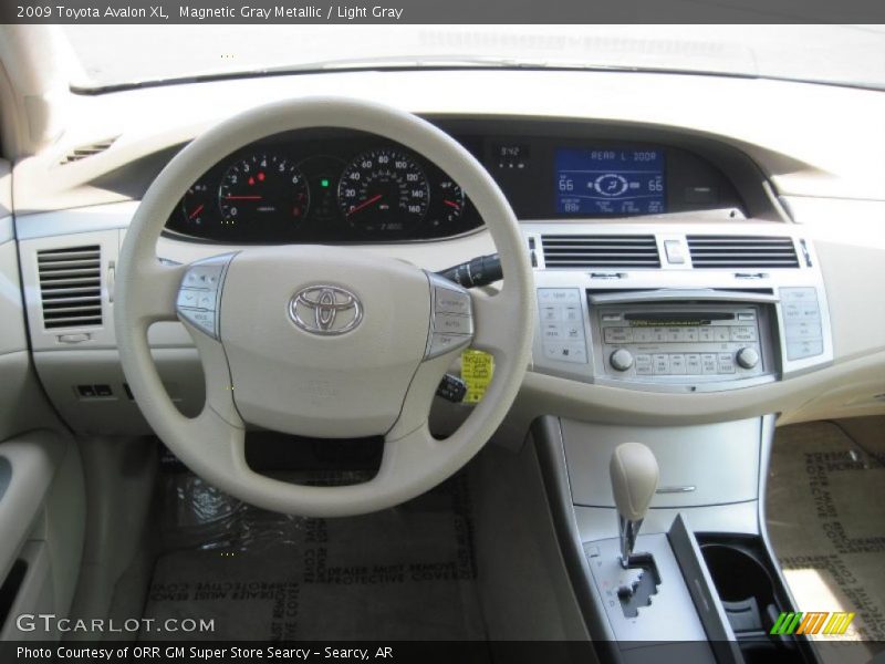 Magnetic Gray Metallic / Light Gray 2009 Toyota Avalon XL