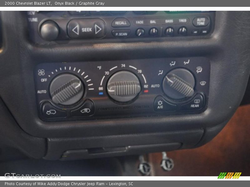 Onyx Black / Graphite Gray 2000 Chevrolet Blazer LT