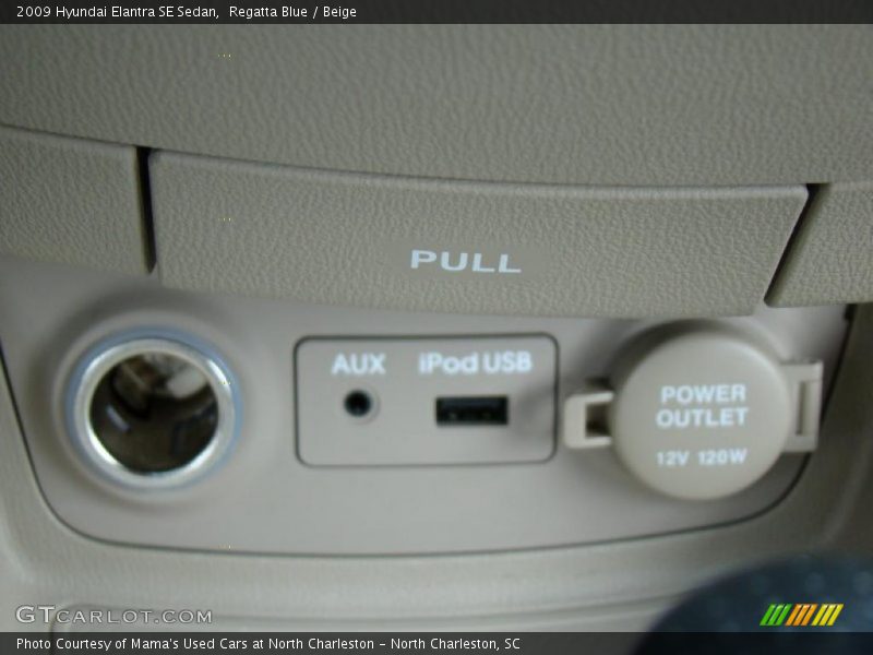 Regatta Blue / Beige 2009 Hyundai Elantra SE Sedan