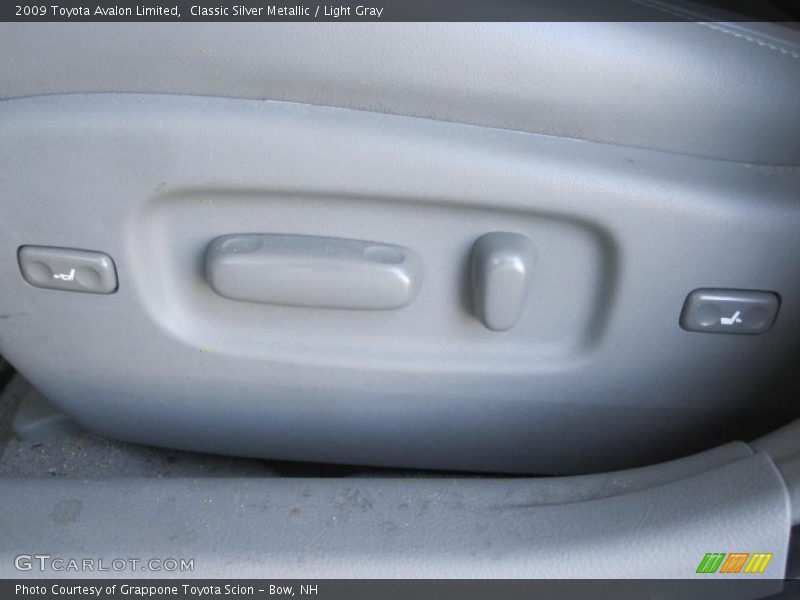 Classic Silver Metallic / Light Gray 2009 Toyota Avalon Limited