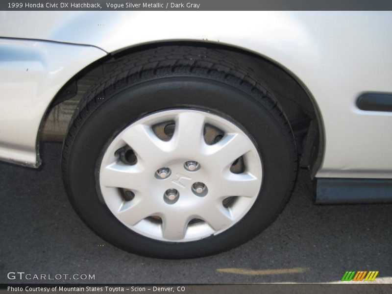 Vogue Silver Metallic / Dark Gray 1999 Honda Civic DX Hatchback