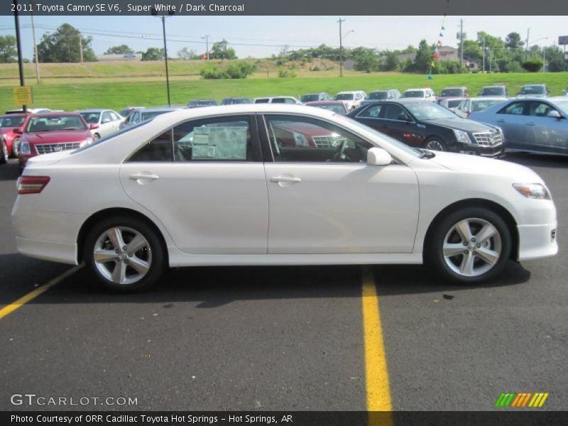 Super White / Dark Charcoal 2011 Toyota Camry SE V6