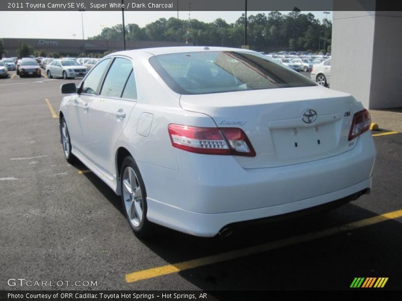 Super White / Dark Charcoal 2011 Toyota Camry SE V6