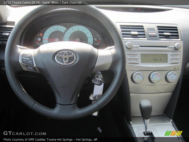 Super White / Dark Charcoal 2011 Toyota Camry SE V6