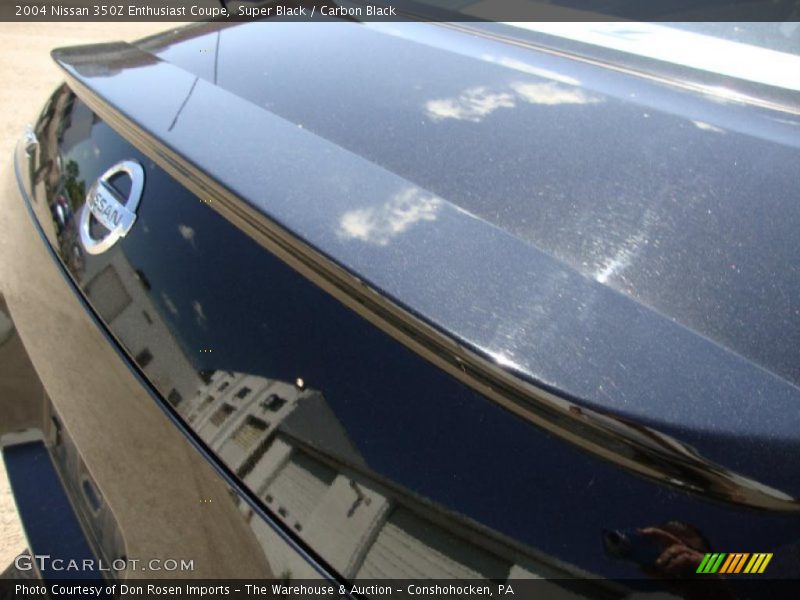 Super Black / Carbon Black 2004 Nissan 350Z Enthusiast Coupe