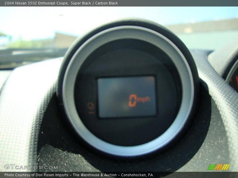 Super Black / Carbon Black 2004 Nissan 350Z Enthusiast Coupe