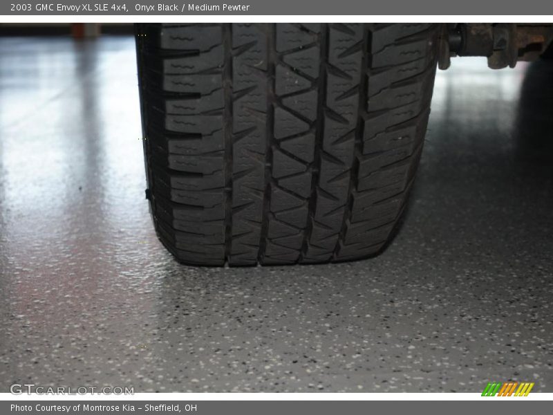 Onyx Black / Medium Pewter 2003 GMC Envoy XL SLE 4x4