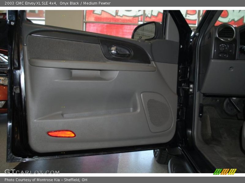 Onyx Black / Medium Pewter 2003 GMC Envoy XL SLE 4x4