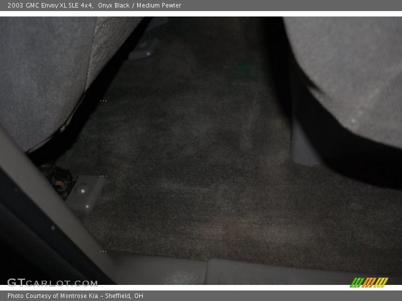 Onyx Black / Medium Pewter 2003 GMC Envoy XL SLE 4x4