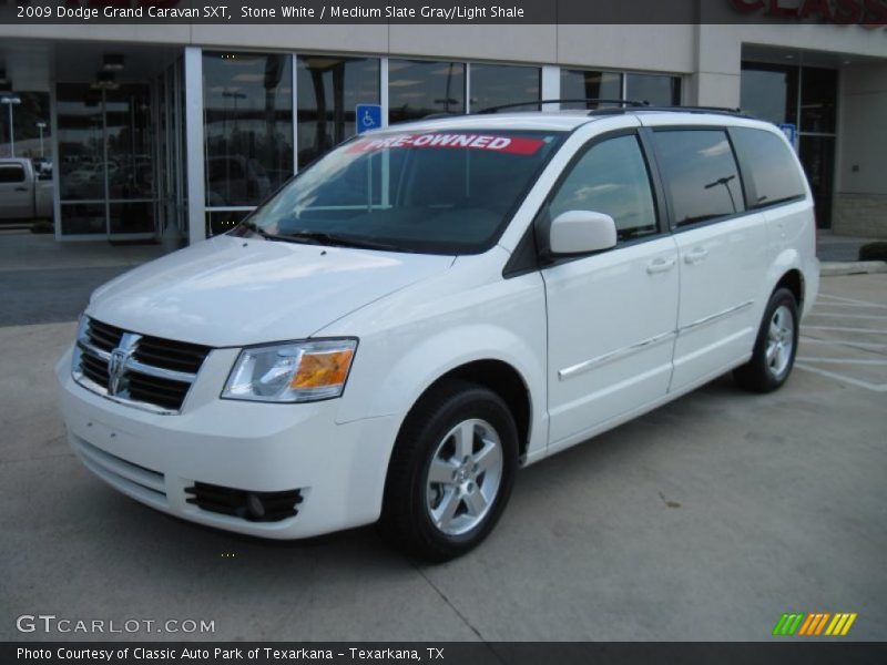 Stone White / Medium Slate Gray/Light Shale 2009 Dodge Grand Caravan SXT
