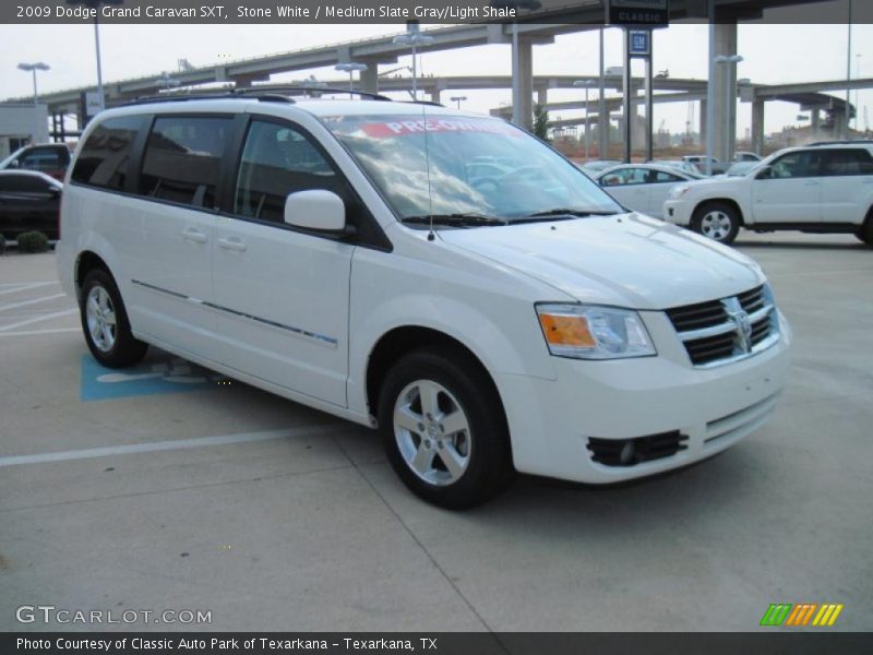 Stone White / Medium Slate Gray/Light Shale 2009 Dodge Grand Caravan SXT