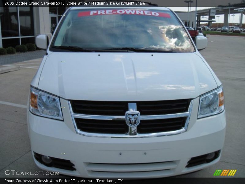 Stone White / Medium Slate Gray/Light Shale 2009 Dodge Grand Caravan SXT