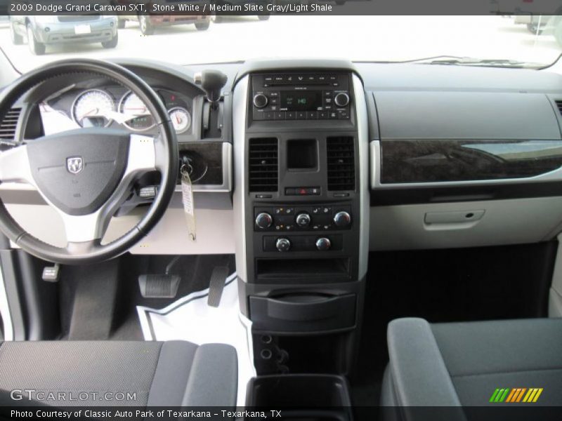Stone White / Medium Slate Gray/Light Shale 2009 Dodge Grand Caravan SXT