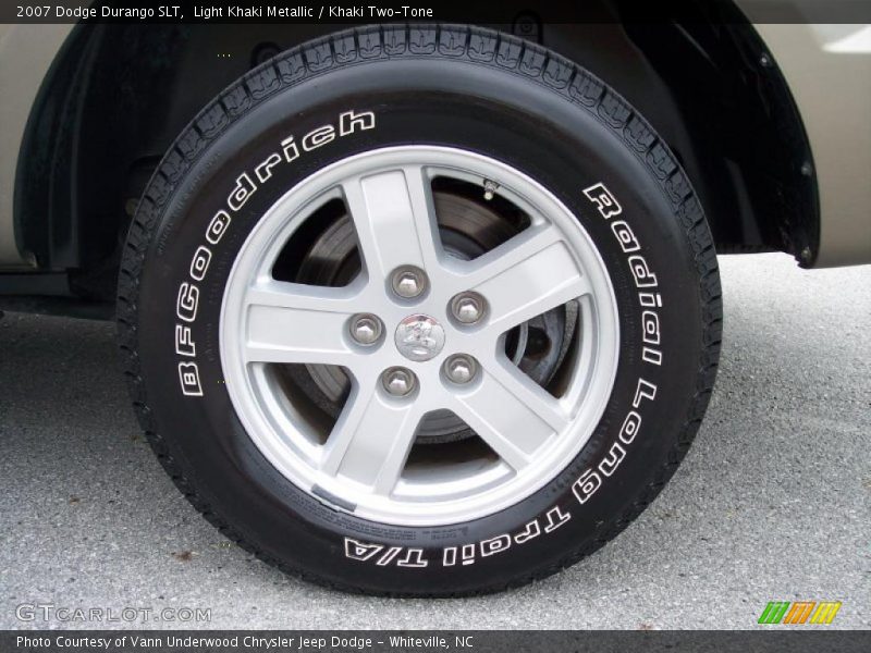 Light Khaki Metallic / Khaki Two-Tone 2007 Dodge Durango SLT