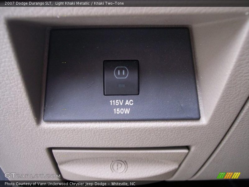 Light Khaki Metallic / Khaki Two-Tone 2007 Dodge Durango SLT