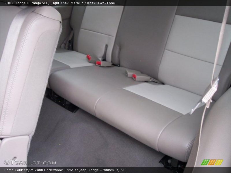 Light Khaki Metallic / Khaki Two-Tone 2007 Dodge Durango SLT