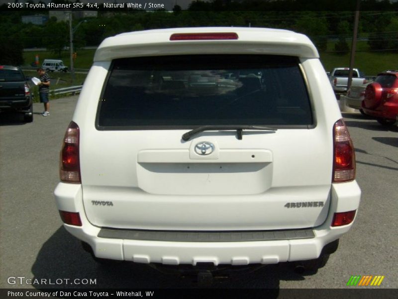 Natural White / Stone 2005 Toyota 4Runner SR5 4x4