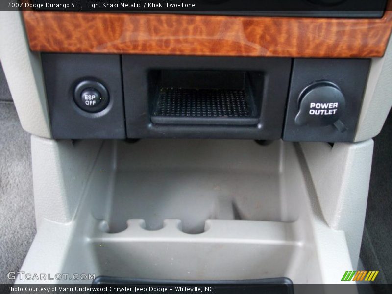 Light Khaki Metallic / Khaki Two-Tone 2007 Dodge Durango SLT