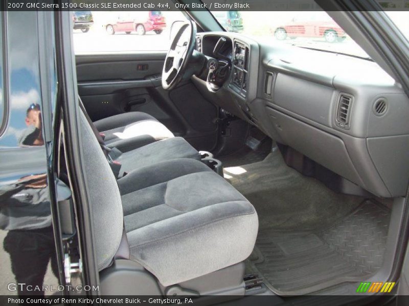 Onyx Black / Ebony Black 2007 GMC Sierra 1500 Classic SLE Extended Cab 4x4