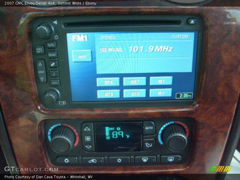 Summit White / Ebony 2007 GMC Envoy Denali 4x4