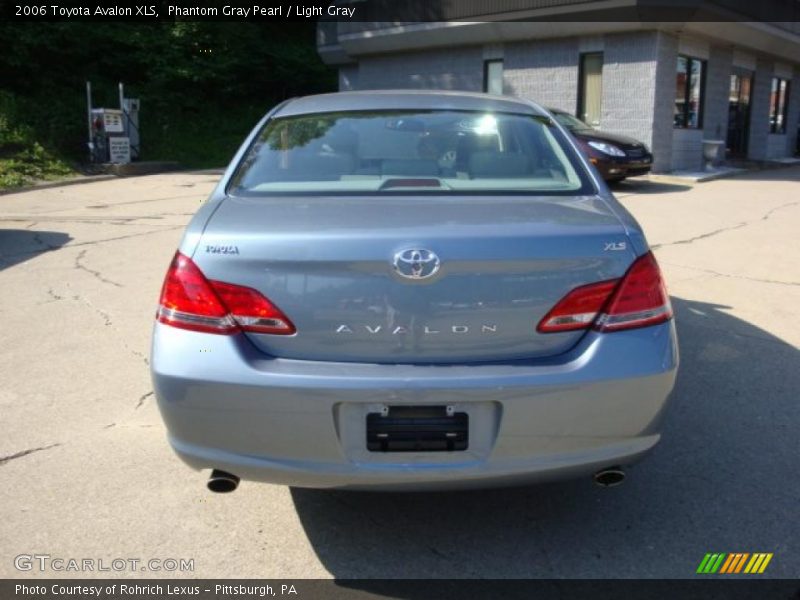 Phantom Gray Pearl / Light Gray 2006 Toyota Avalon XLS