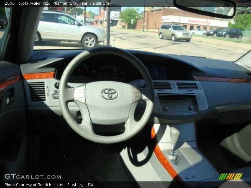 Phantom Gray Pearl / Light Gray 2006 Toyota Avalon XLS
