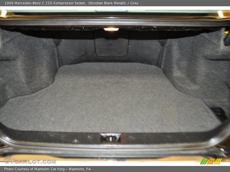 Obsidian Black Metallic / Grey 1999 Mercedes-Benz C 230 Kompressor Sedan