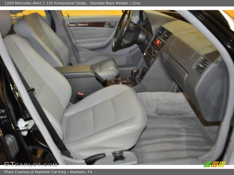 Obsidian Black Metallic / Grey 1999 Mercedes-Benz C 230 Kompressor Sedan