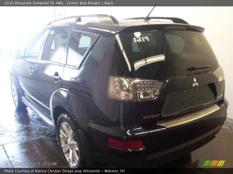 Cosmic Blue Metallic / Black 2010 Mitsubishi Outlander SE 4WD