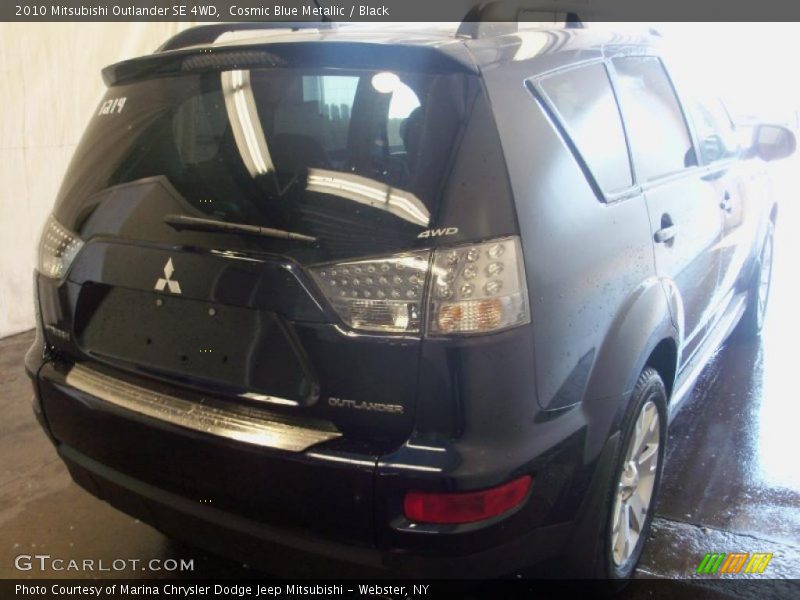 Cosmic Blue Metallic / Black 2010 Mitsubishi Outlander SE 4WD